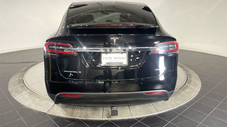 2017 Tesla Model X 5YJXCDE21HF051270