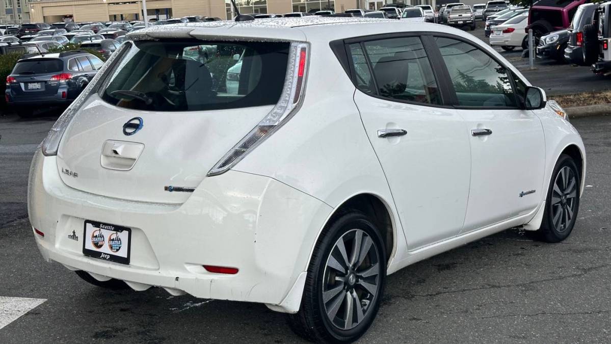 2015 Nissan LEAF 1N4AZ0CP3FC319652