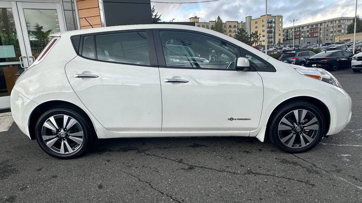 2015 Nissan LEAF 1N4AZ0CP3FC319652