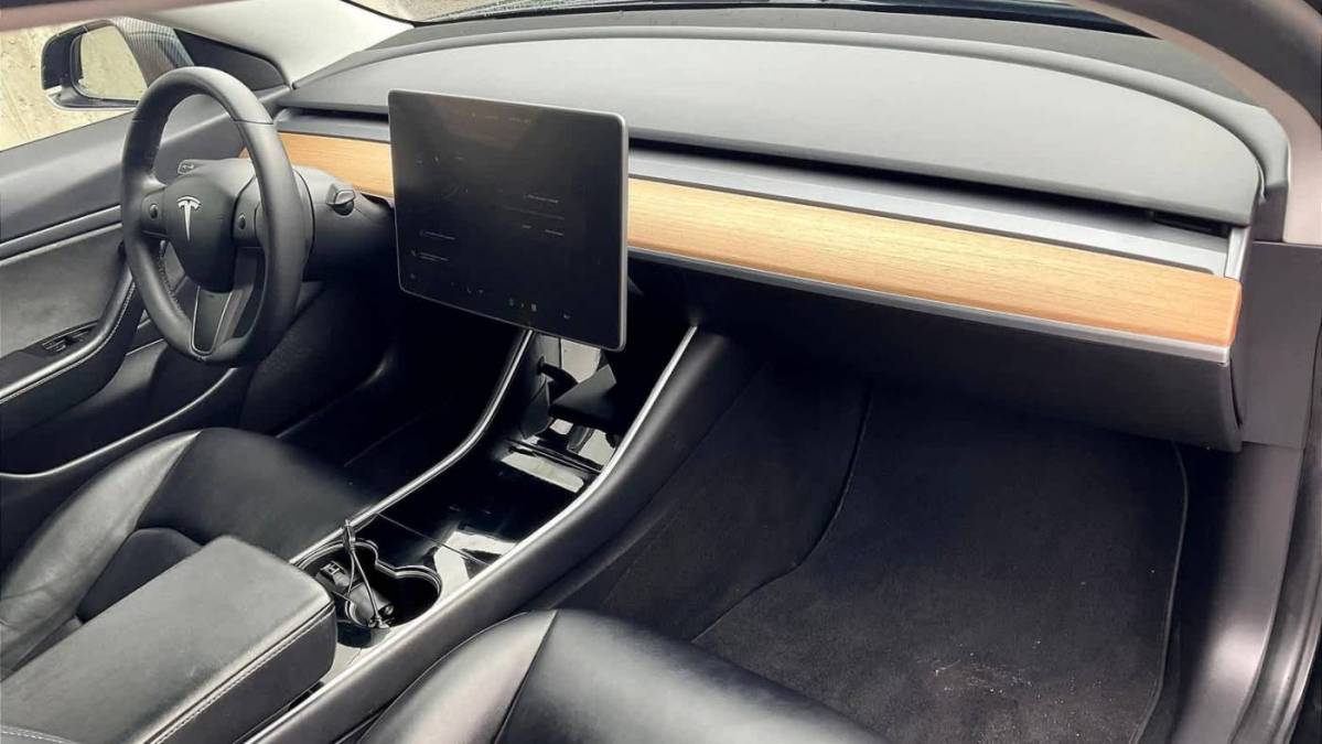 2020 Tesla Model 3 5YJ3E1EB0LF599745