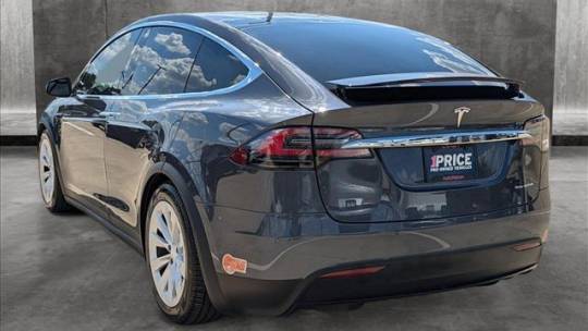 2019 Tesla Model X 5YJXCAE27KF212999