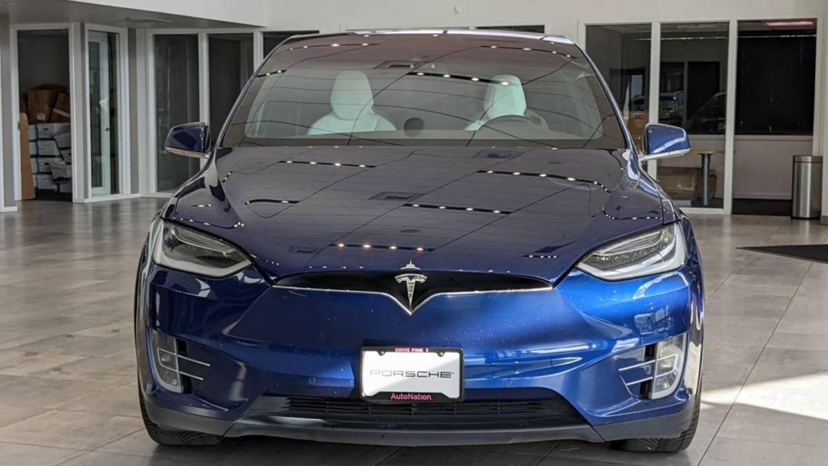 2016 Tesla Model X 5YJXCBE25GF004620