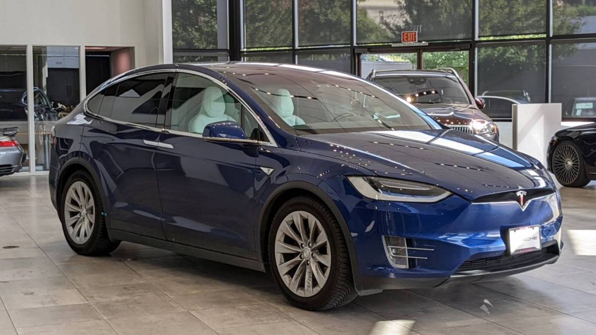 2016 Tesla Model X 5YJXCBE25GF004620