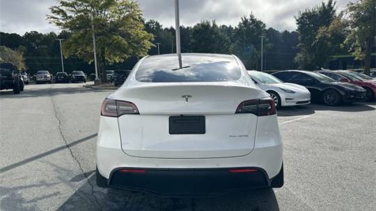 2021 Tesla Model Y 5YJYGDEE9MF208783