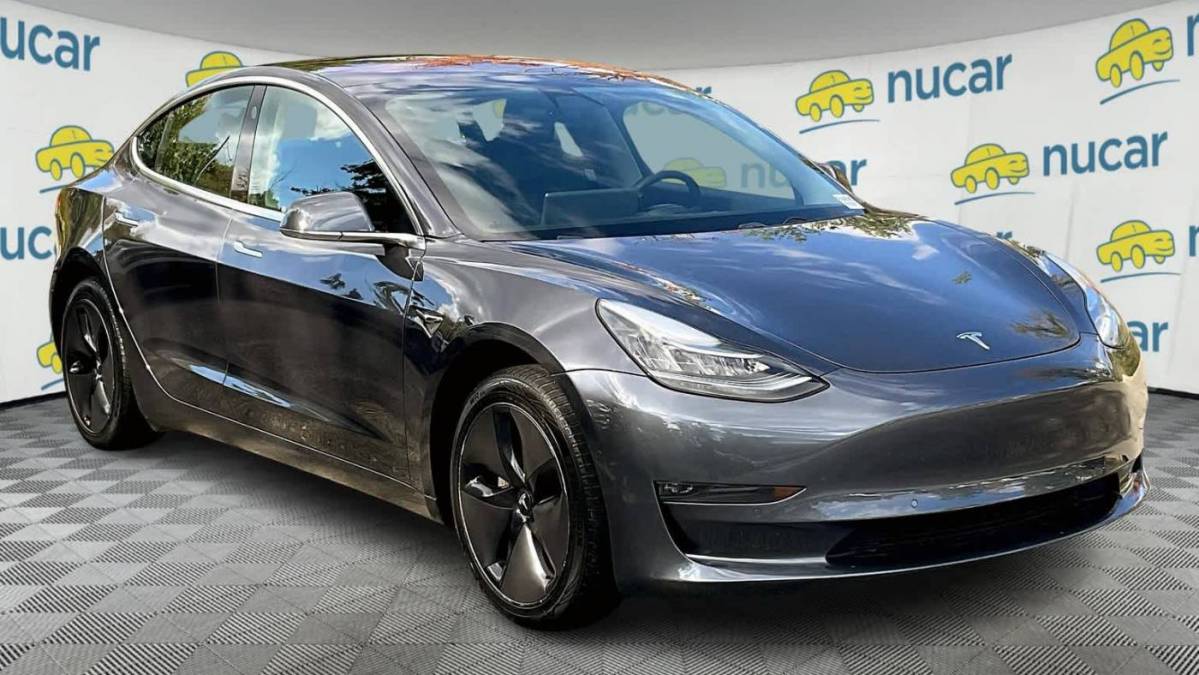 2018 Tesla Model 3 5YJ3E1EB4JF066116