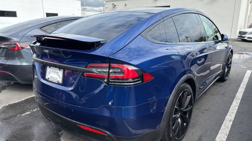 2020 Tesla Model X 5YJXCBE46LF238955