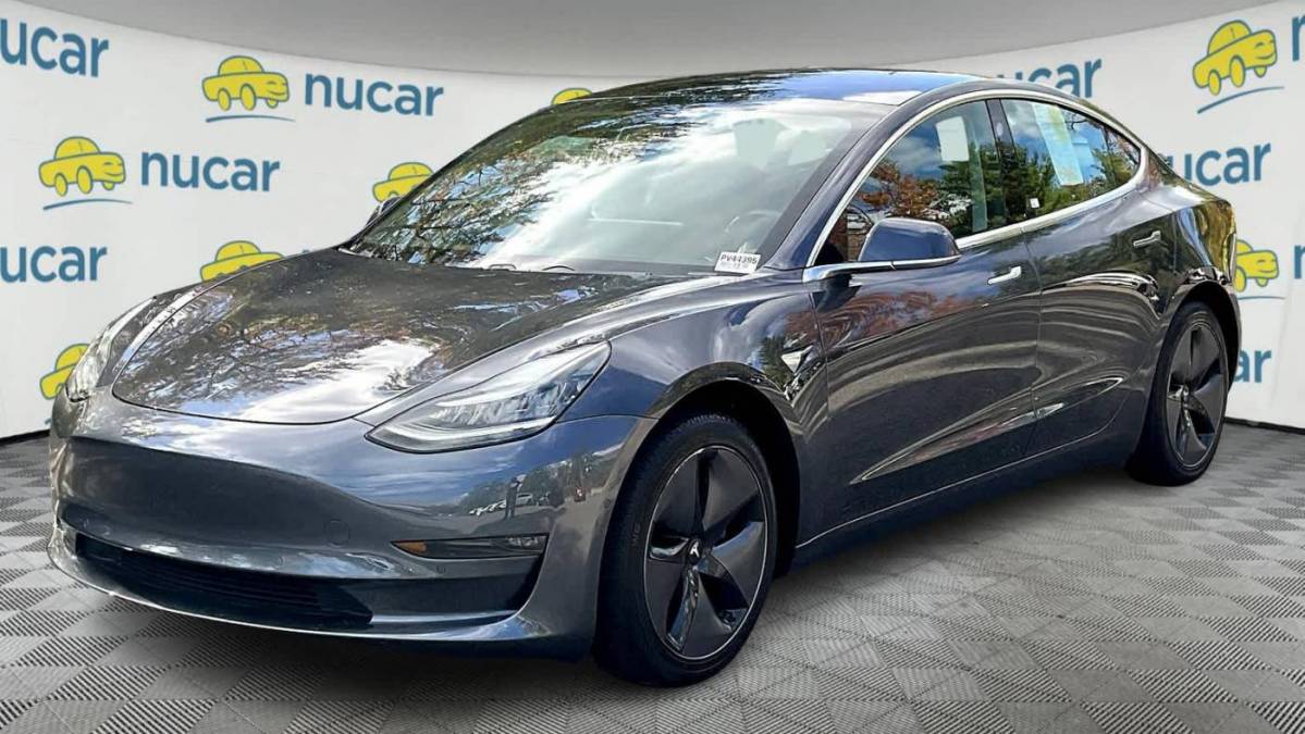 2018 Tesla Model 3 5YJ3E1EB4JF066116