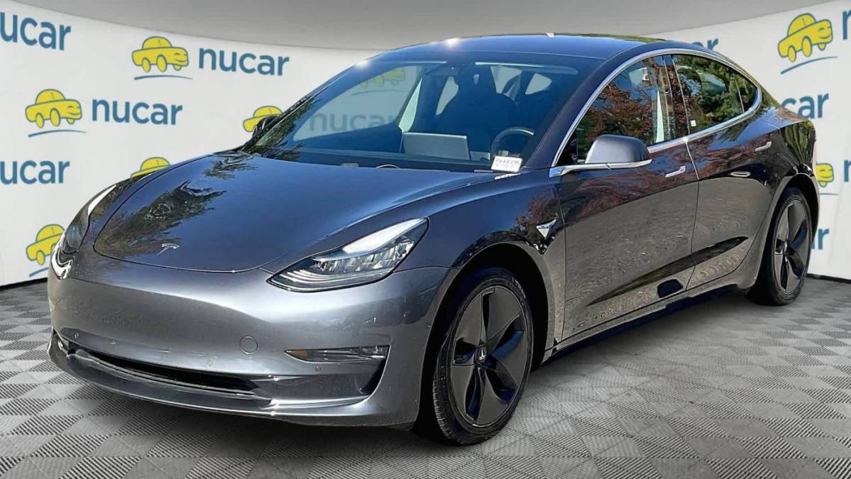 2018 Tesla Model 3 5YJ3E1EB4JF066116