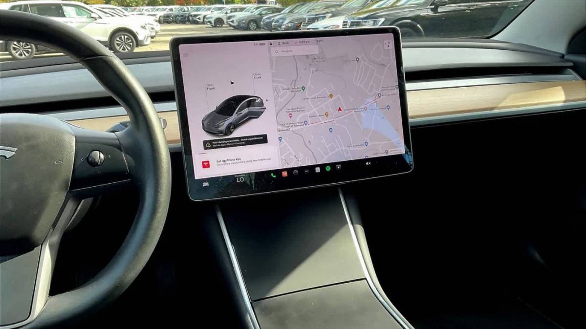 2018 Tesla Model 3 5YJ3E1EB4JF066116