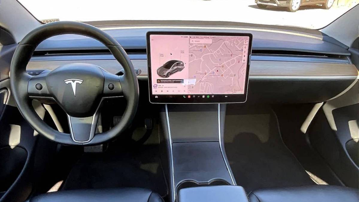 2018 Tesla Model 3 5YJ3E1EB4JF066116