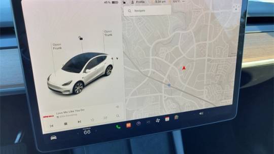 2021 Tesla Model Y 5YJYGDEE2MF199585