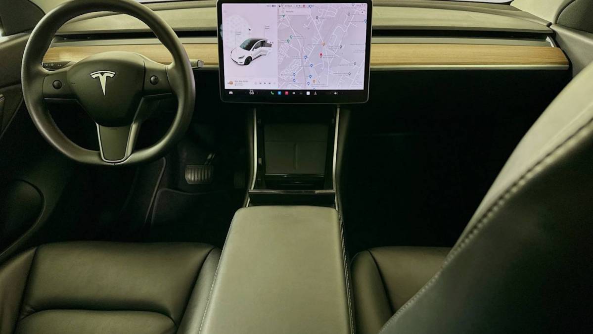 2020 Tesla Model Y 5YJYGDEF9LF004203