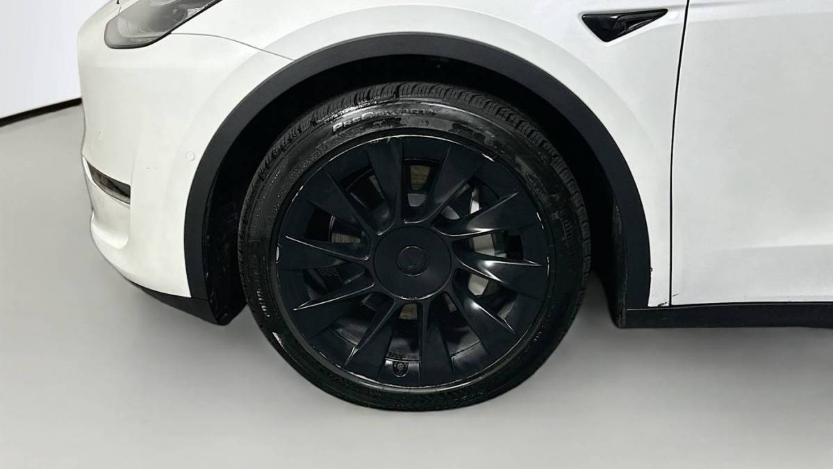 2020 Tesla Model Y 5YJYGDEF9LF004203