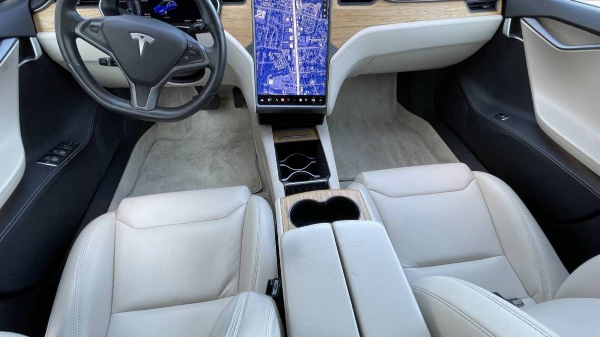 2019 Tesla Model S 5YJSA1E28KF302937