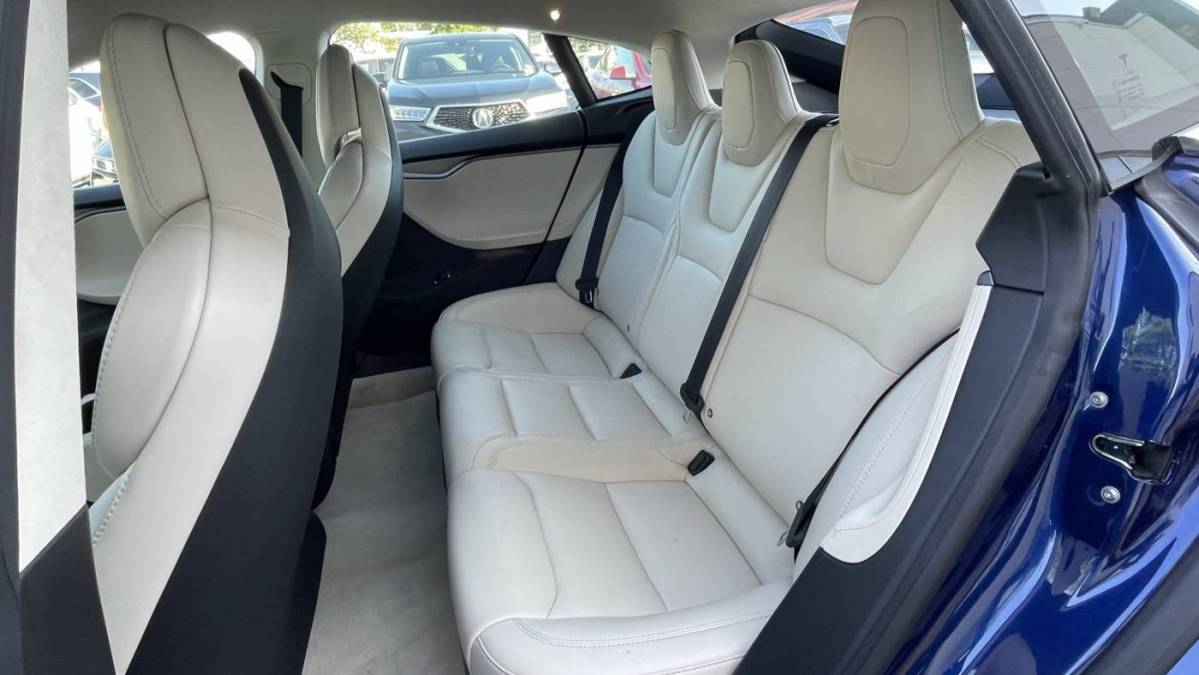 2019 Tesla Model S 5YJSA1E28KF302937