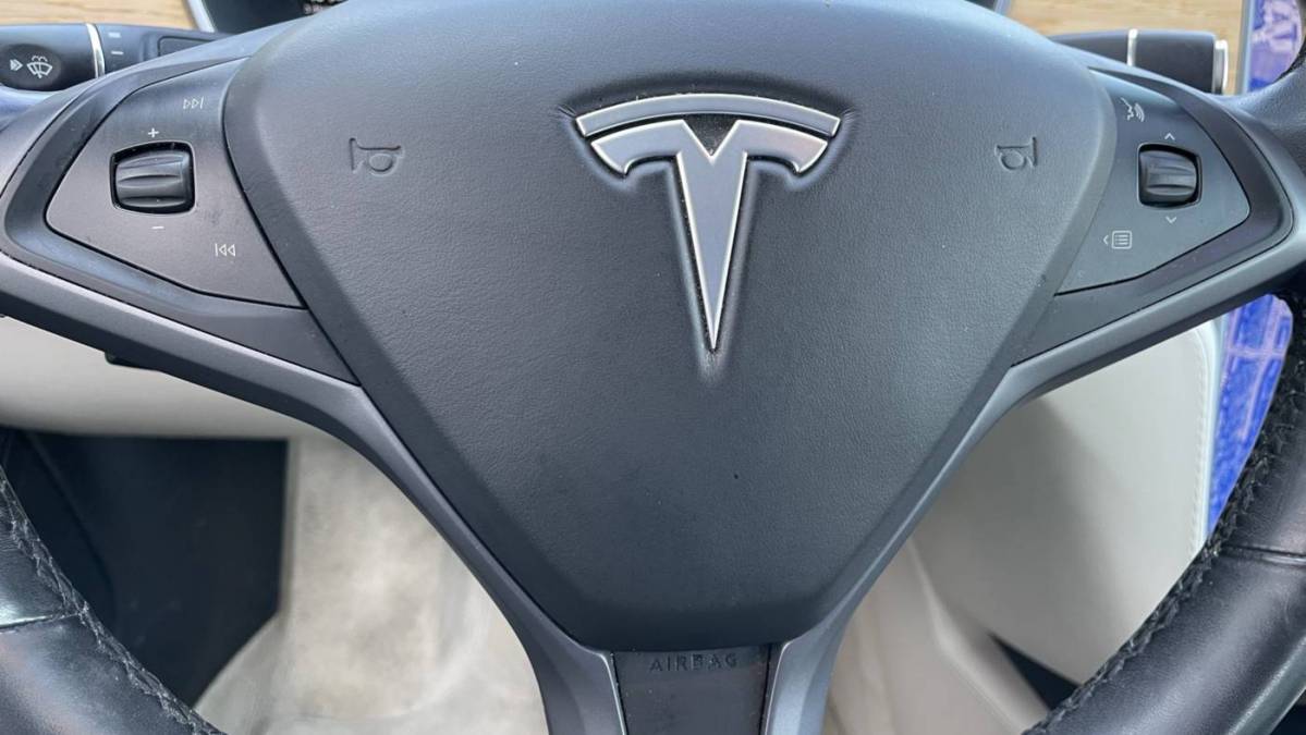 2019 Tesla Model S 5YJSA1E28KF302937