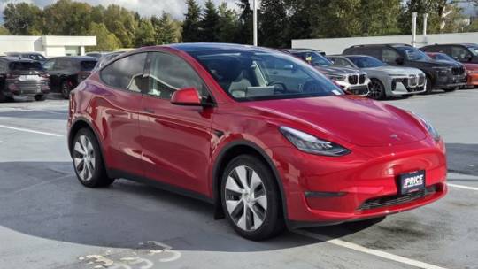 2020 Tesla Model Y 5YJYGDEE4LF013575