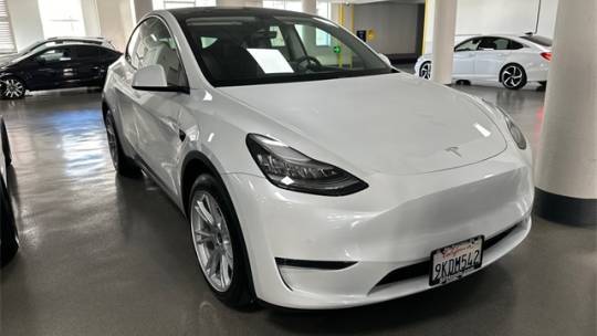 2021 Tesla Model Y 5YJYGDEE7MF068684