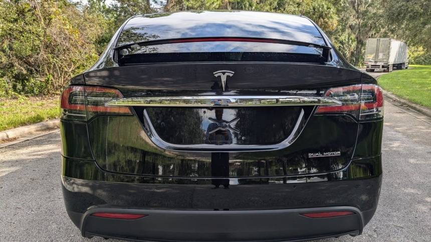 2019 Tesla Model X 5YJXCAE43KF183065