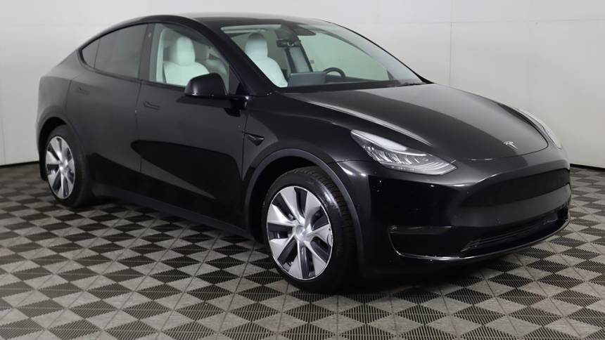 2021 Tesla Model Y 5YJYGAEE2MF195163