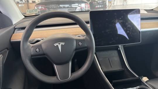 2021 Tesla Model Y 5YJYGDEE0MF112248