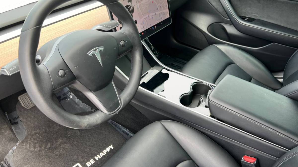 2020 Tesla Model 3 5YJ3E1EA5LF611525