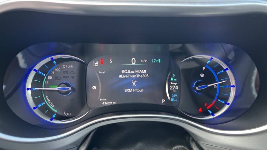 2018 Chrysler Pacifica Hybrid 2C4RC1N74JR168371