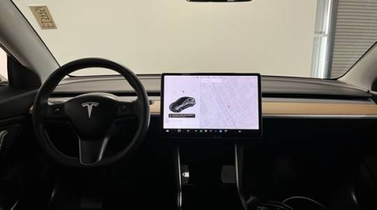 2019 Tesla Model 3 5YJ3E1EB5KF492883