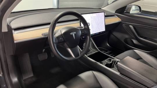 2019 Tesla Model 3 5YJ3E1EB5KF492883