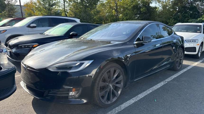 2018 Tesla Model S 5YJSA1E21JF261534