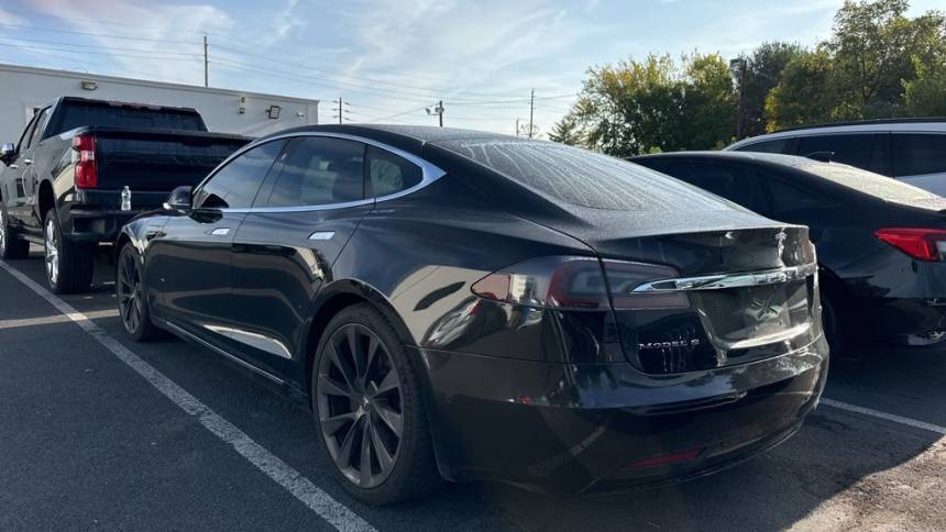 2018 Tesla Model S 5YJSA1E21JF261534