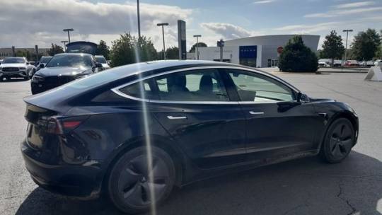 2019 Tesla Model 3 5YJ3E1EA2KF192984