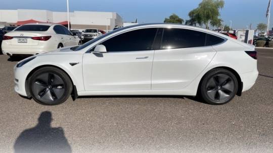 2018 Tesla Model 3 5YJ3E1EB1JF066865