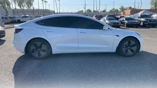 2018 Tesla Model 3 5YJ3E1EB1JF066865