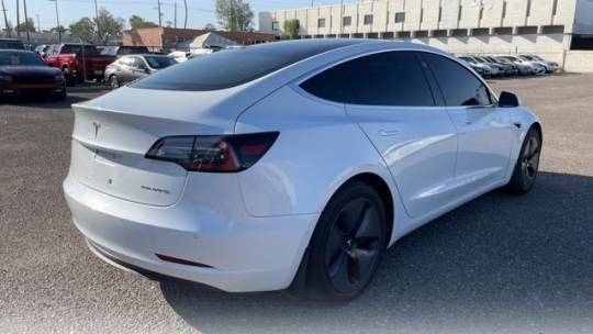 2018 Tesla Model 3 5YJ3E1EB1JF066865