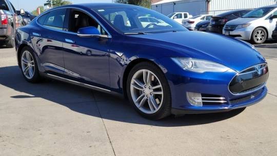 2015 Tesla Model S 5YJSA1H26FF090069