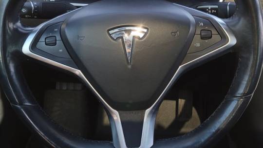 2015 Tesla Model S 5YJSA1H26FF090069