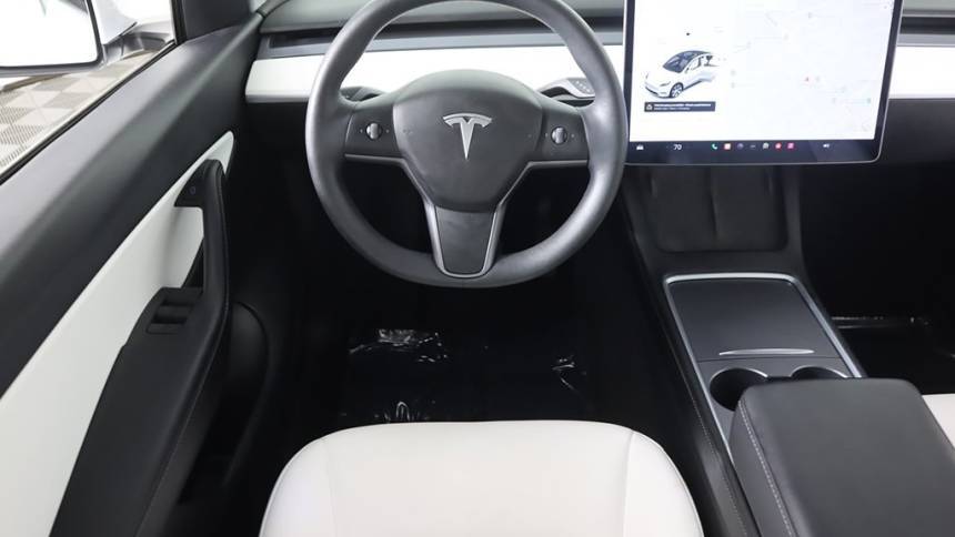 2021 Tesla Model Y 5YJYGDEE9MF300914