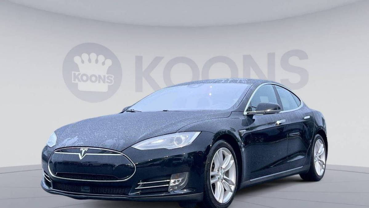 2016 Tesla Model S 5YJSA1E25GF119888