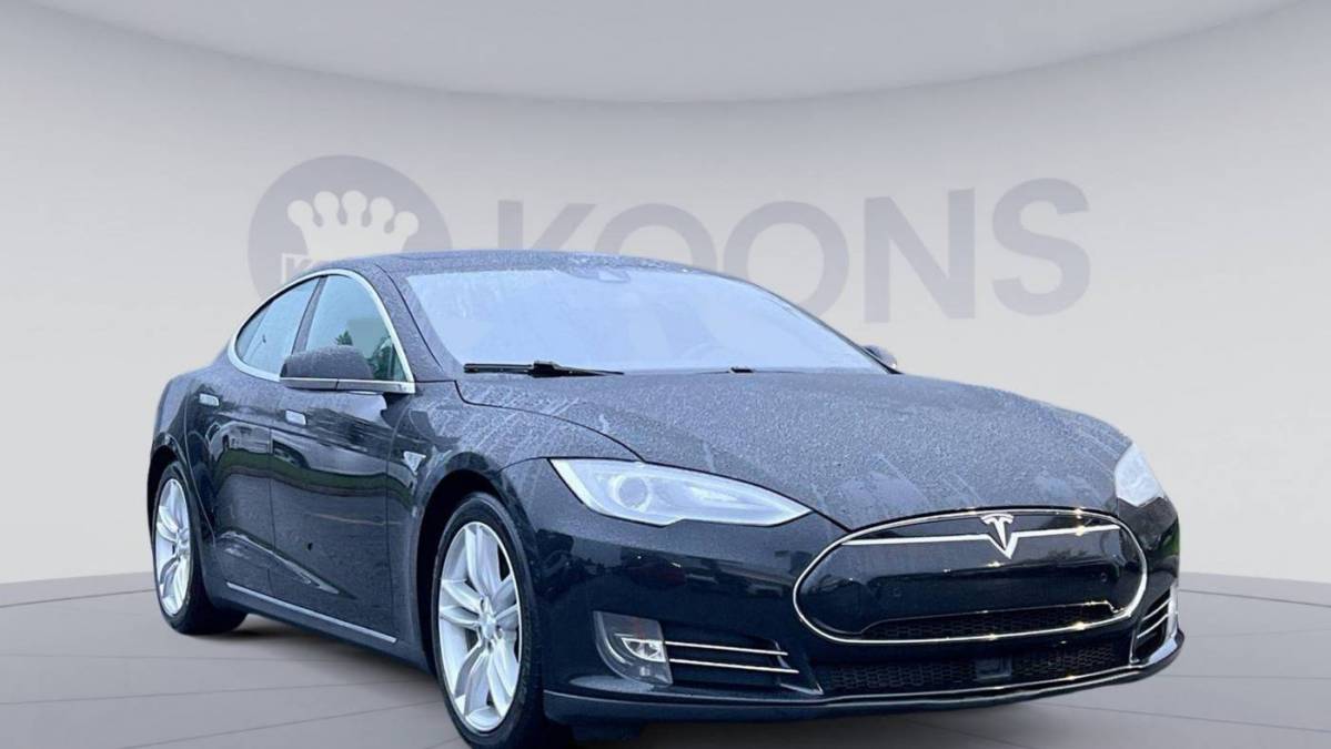 2016 Tesla Model S 5YJSA1E25GF119888