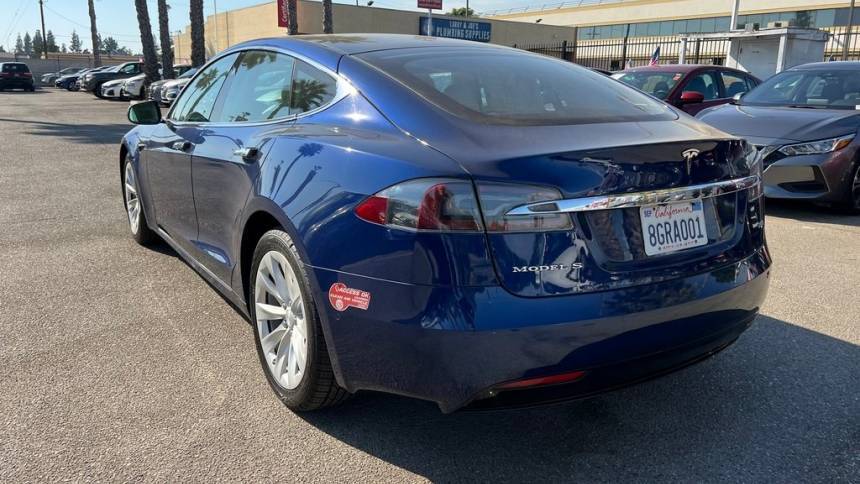 2018 Tesla Model S 5YJSA1E20JF262352