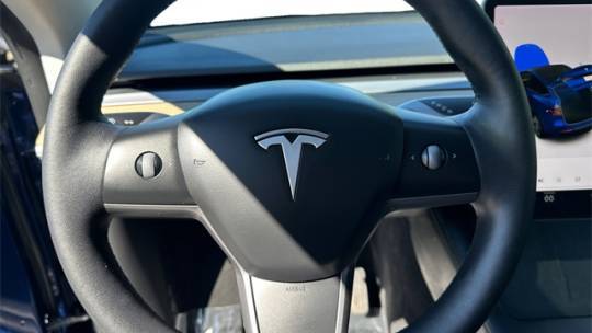 2021 Tesla Model Y 5YJYGDEE5MF254174