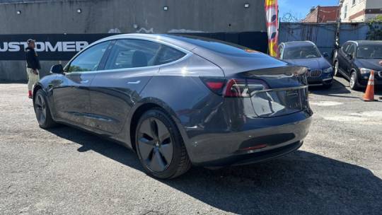 2018 Tesla Model 3 5YJ3E1EB3JF066107