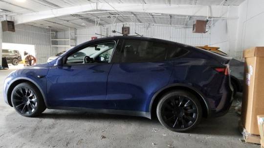 2020 Tesla Model Y 5YJYGDEE3LF054764