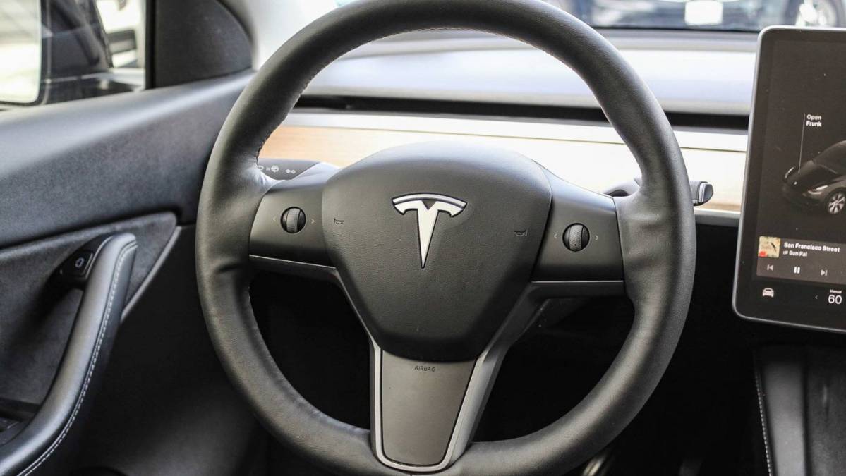 2021 Tesla Model Y 5YJYGDEEXMF274906