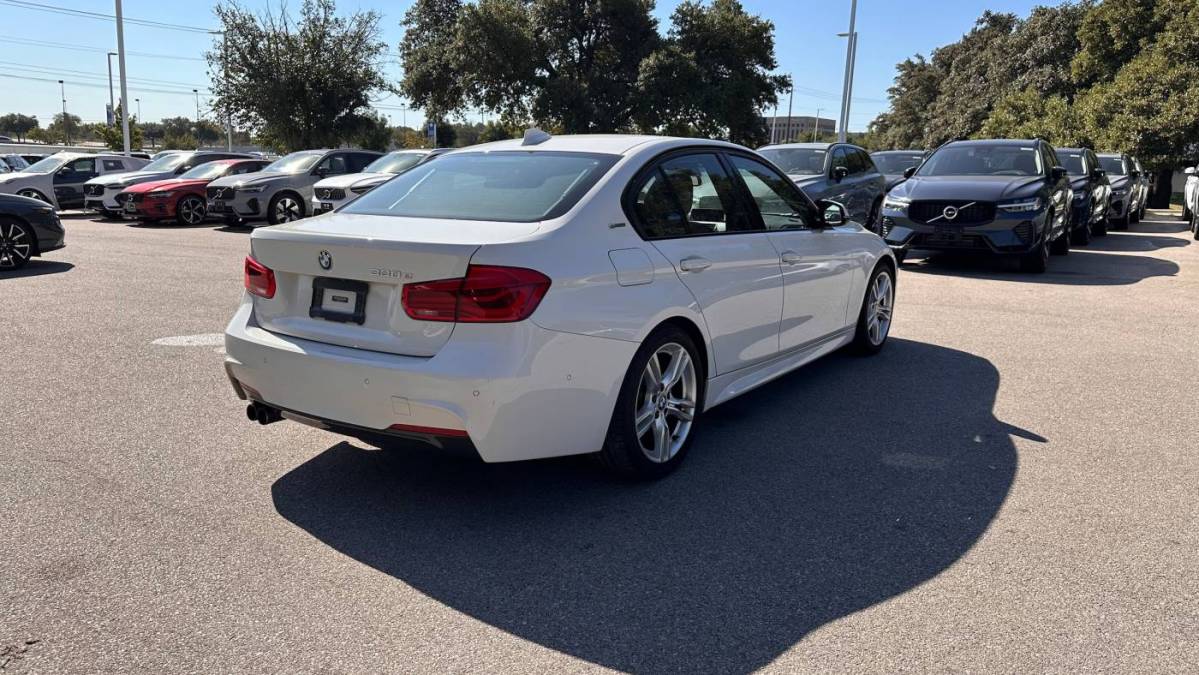 2016 BMW 3 Series WBA8E1C5XGK479590