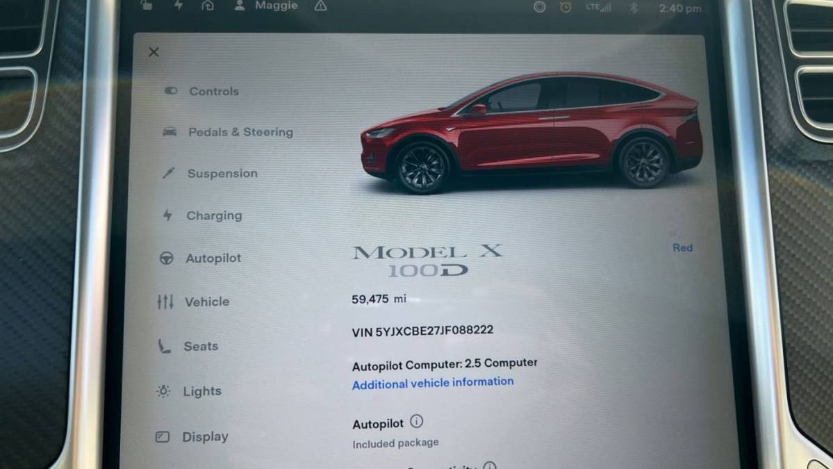 2018 Tesla Model X 5YJXCBE27JF088222