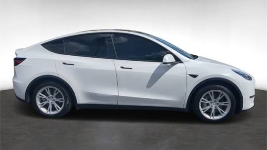 2021 Tesla Model Y 5YJYGDEE3MF300990