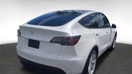 2021 Tesla Model Y 5YJYGDEE3MF300990