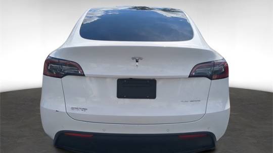 2021 Tesla Model Y 5YJYGDEE3MF300990